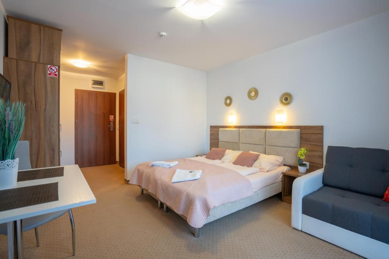 Apartamenty Trzy Sosny Okrzei 1C Szklarska Poręba Esterno foto