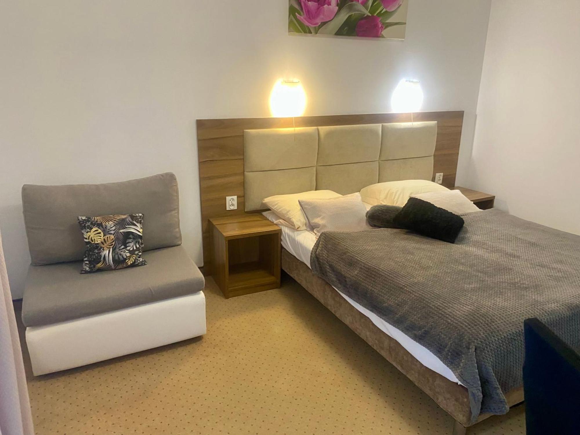 Apartamenty Trzy Sosny Okrzei 1C Szklarska Poręba Esterno foto