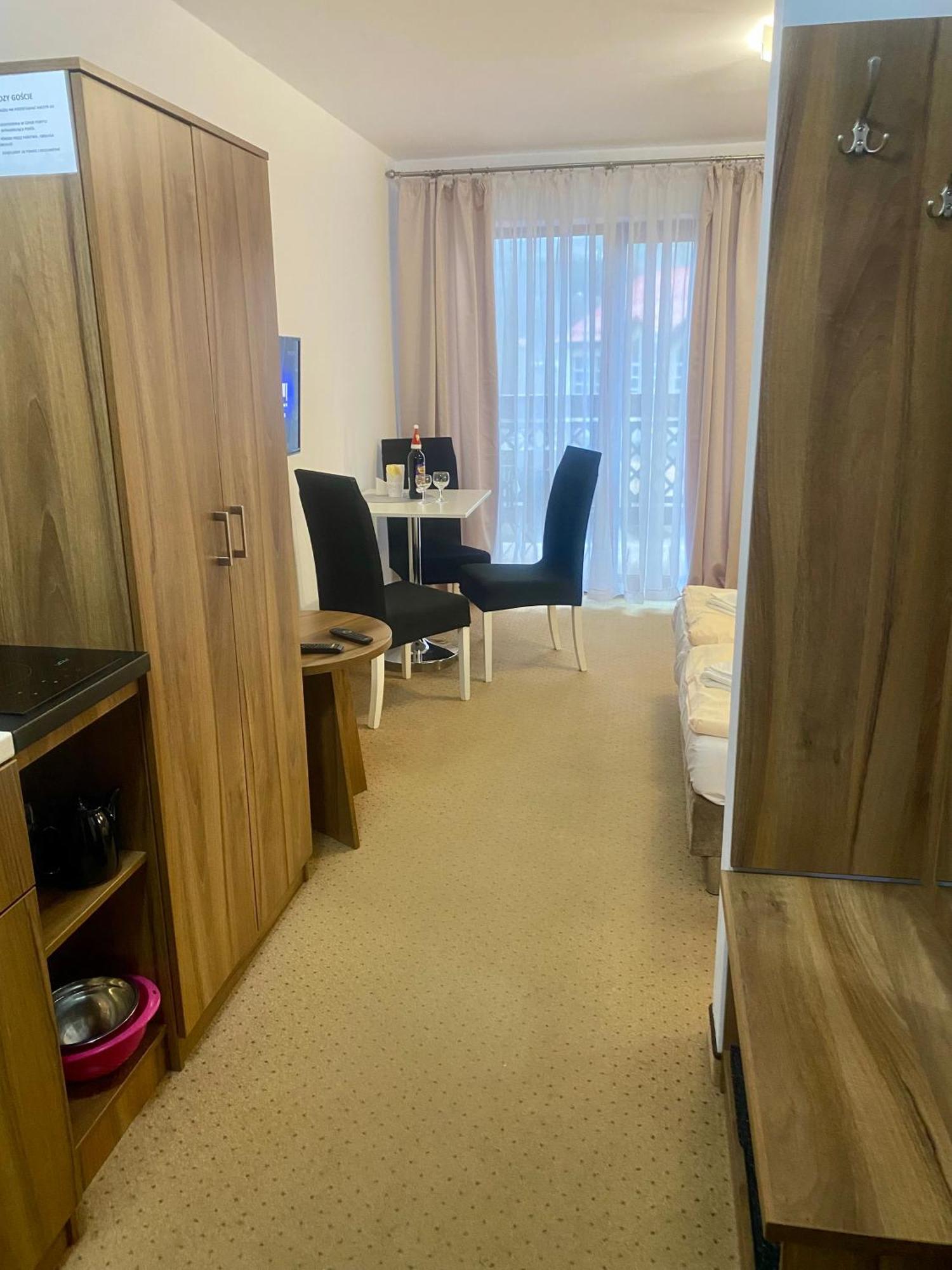 Apartamenty Trzy Sosny Okrzei 1C Szklarska Poręba Esterno foto