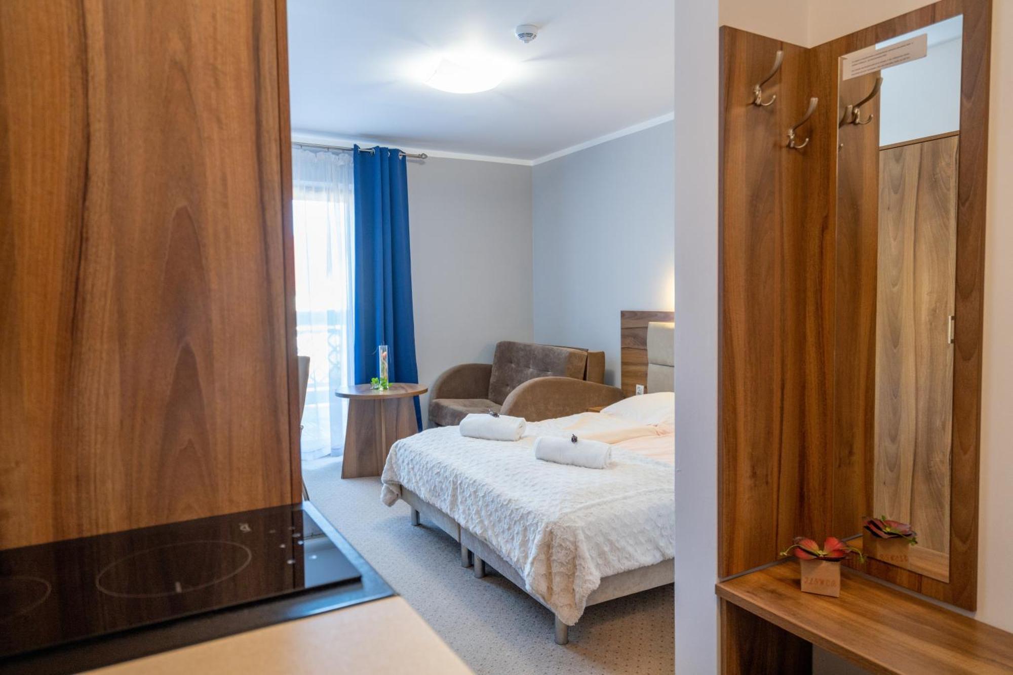 Apartamenty Trzy Sosny Okrzei 1C Szklarska Poręba Esterno foto
